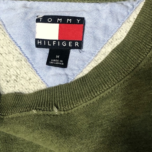 Vintage Tommy Hilfiger Green Long Sleeve Shirt/Sweater - Picture 3 of 3